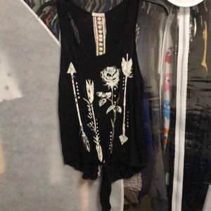 Black tank top with pattern and lace